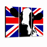 Χειροποίητη ζωγραφική POP Art Cow 3 piece cow2 – Τρισδιάστατη απεικόνιση του χειροποίητα ζωγραφισμένου καμβά σε λευκό φόντο. Κυρίαρχα χρώματα: μαύρο, λευκό, κόκκινο, μπλε, κίτρινο.