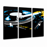 Χειροποίητη ζωγραφική POP Art DJ 3 τεμαχίων dj3 – Τρισδιάστατη απεικόνιση του χειροποίητα ζωγραφισμένου καμβά σε λευκό φόντο. Κυρίαρχα χρώματα: μαύρο, μπλε, κίτρινο, λευκό.