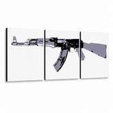 Χειροποίητη ζωγραφική POP Art Kalashnikov 3 μέρη ka1 – Τρισδιάστατη απεικόνιση του χειροποίητα ζωγραφισμένου καμβά σε λευκό φόντο. Κυρίαρχα χρώματα: μαύρο, γκρι, λευκό.