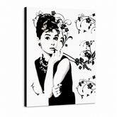 Χειροποίητος πίνακας ζωγραφικής POP Art της Audrey Hepburn ah6 – Τρισδιάστατη απεικόνιση του χειροποίητα ζωγραφισμένου καμβά σε λευκό φόντο. Κυρίαρχα χρώματα: μαύρο, γκρι, ροζ.