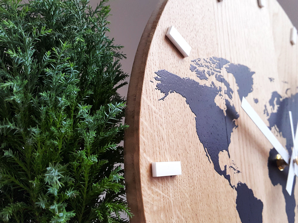 Ξύλινο ρολόι τοίχου Χάρτης Μαύρο