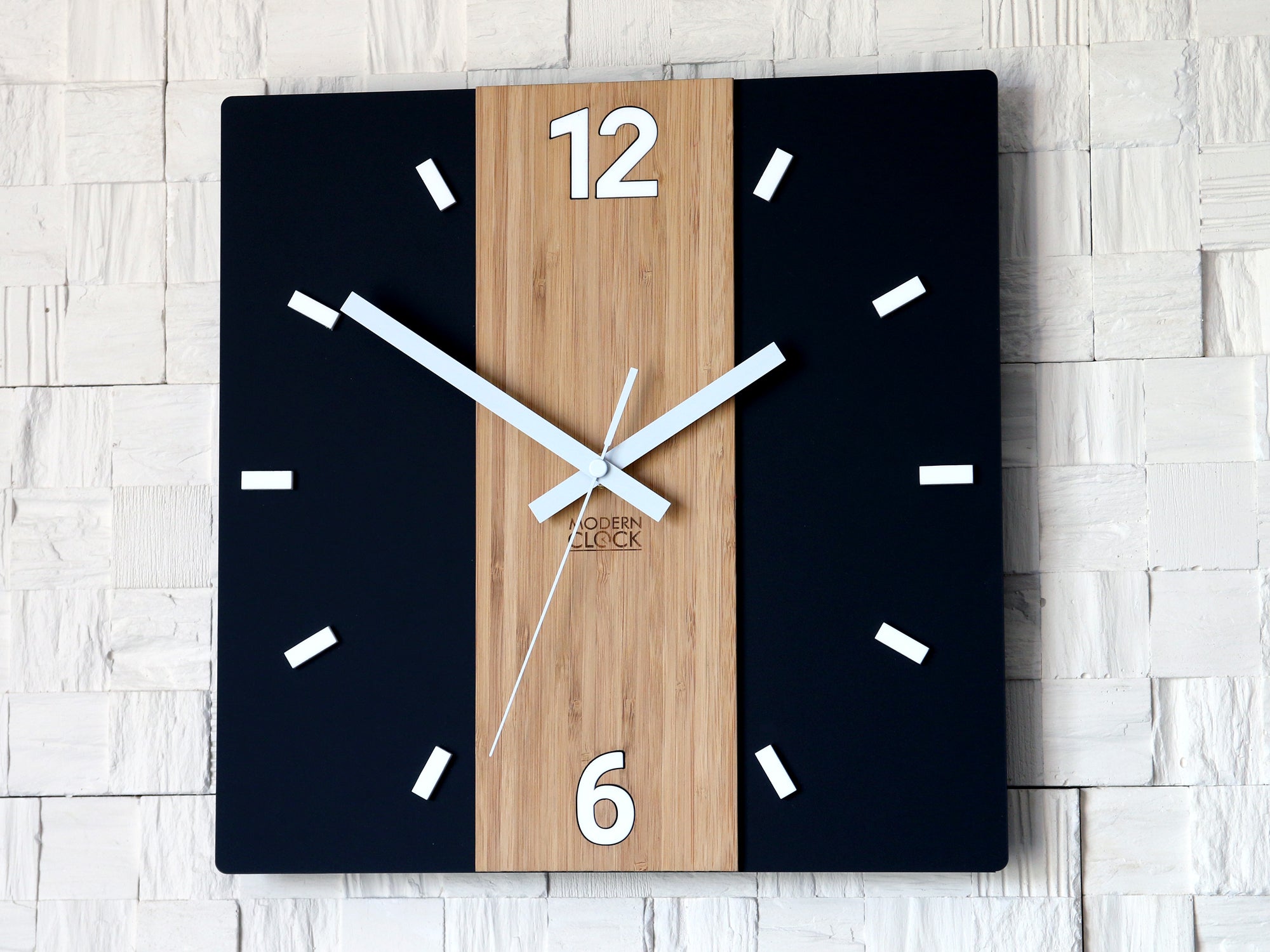 Μοντέρνο ρολόι τοίχου PRIMO τετράγωνο