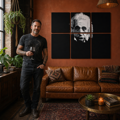 Χειροποίητος πίνακας ζωγραφικής POP Art Einstein 6 μέρη einstein – πίνακας σε μοντέρνο αντρικό εσωτερικό, lifestyle απεικόνιση. Κυρίαρχα χρώματα: μαύρο, λευκό, γκρι.