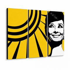 Χειροποίητος πίνακας ζωγραφικής POP Art Audrey HEPBHURN 3 piece ah2 – Τρισδιάστατη απεικόνιση του χειροποίητα ζωγραφισμένου καμβά σε λευκό φόντο. Κυρίαρχα χρώματα: κίτρινο, μαύρο, λευκό.